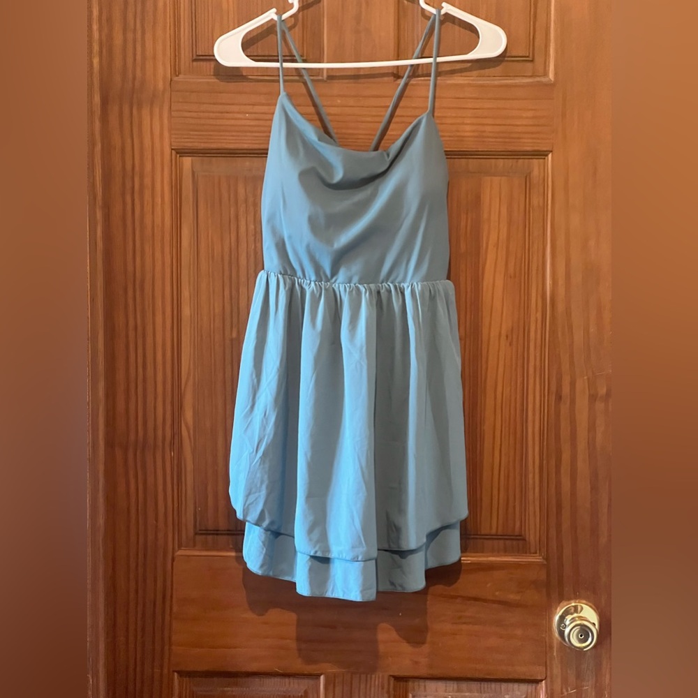 Halara dress, Teal, ties in back, tags still on, brand new never worn.